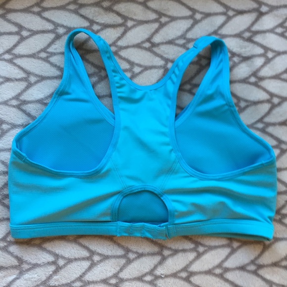 puma padded sports bra - Picture 2 of 5